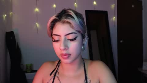 Lizeth online show from 02.04.25