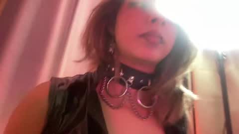 Snapshot of lizambarr chatting on 05.23.26 Lizeth online show from 05.23.26
