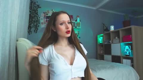 Lisa online show from 11.18.25