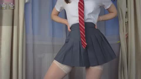 Snapshot of lizbethbiers chatting on 11.07.25 Hello there im Amelia Im new here Lets have fun online show from 11.07.25