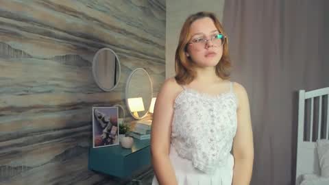 Lizbeth or Lizzy online show from 12.13.24