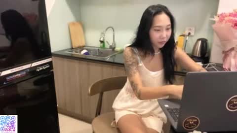 Snapshot of lizbethkvilhaug chatting on 10.10.25 Lizz online show from 10.10.25