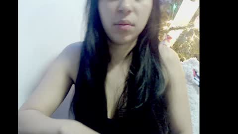 lizz1305 online show from 12.20.24