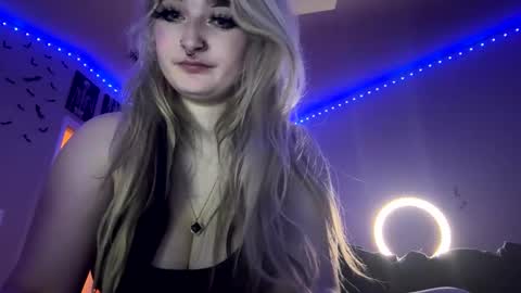 Snapshot of lizz44887 chatting on 01.25.25 Lizz online show from 01.25.25