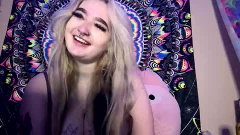 Snapshot of lizz44887 chatting on 02.23.25 Lizz online show from 02.23.25