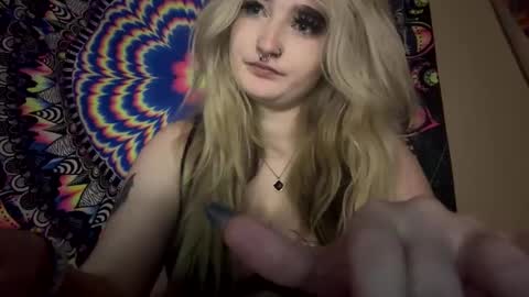 Snapshot of lizz44887 chatting on 03.04.25 Lizz online show from 03.04.25