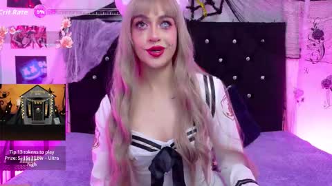 Snapshot of lizz_bela1 chatting on 10.31.25 Lizz online show from 10.31.25