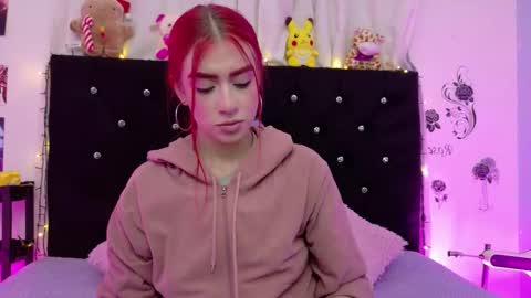 Snapshot of lizz_bela1 chatting on 02.19.26 Lizz online show from 02.19.26