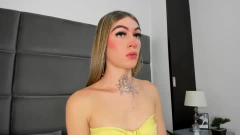 lizz_luna online show from 09.29.25