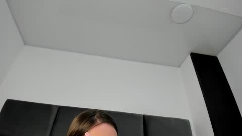 lizz_luna online show from 11.04.25