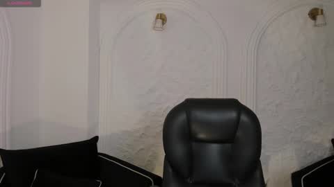 Lizz online show from 01.11.26