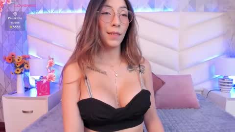 Snapshot of lizzi_hotman chatting on 02.19.26 LIZZI online show from 02.19.26