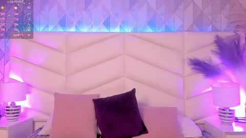 LIZZI online show from 04.11.26