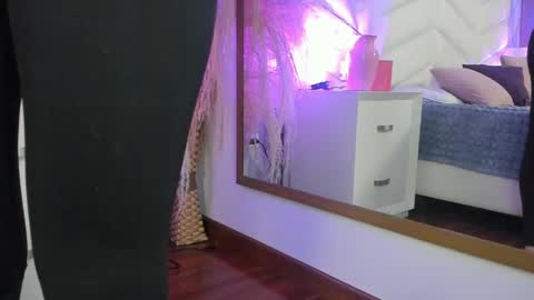 LIZZI online show from 04.17.26