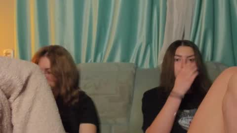 lizzi_muur online show from 12.03.24