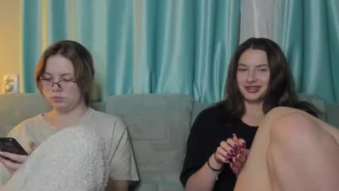 lizzi_muur online show from 12.04.24