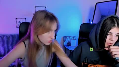 lizzie_boom online show from 10.03.25