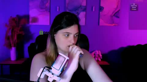 lizzie_boom online show from 05.13.26