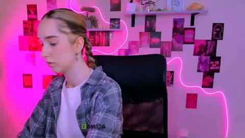 lizzie_boom online show from 05.18.26