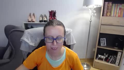 Lizzy online show from 09.19.25