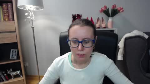 Lizzy online show from 12.23.25