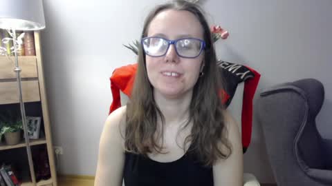 Lizzy online show from 04.22.26