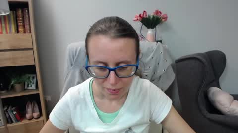 Snapshot of lizzy_sparkle chatting on 06.01.26 Lizzy online show from 06.01.26