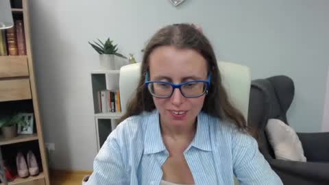 Snapshot of lizzy_sparkle chatting on 07.07.26 Lizzy online show from 07.07.26