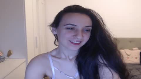 Lizzy Palmer online show from 02.07.25
