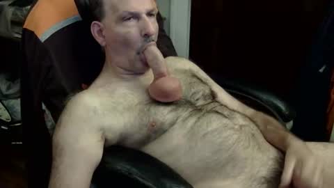 Snapshot of loades182025 chatting on 10.23.25 loades182025 online show from 10.23.25