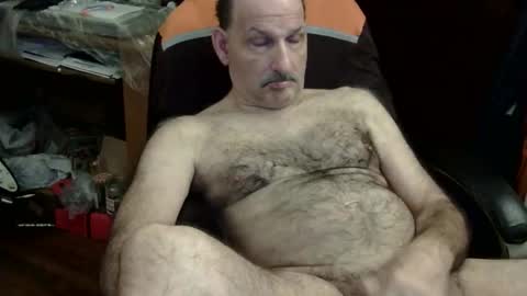 Snapshot of loades182025 chatting on 10.24.25 loades182025 online show from 10.24.25