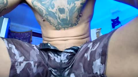 Snapshot of lobo_cockk chatting on 10.31.25 edwin online show from 10.31.25