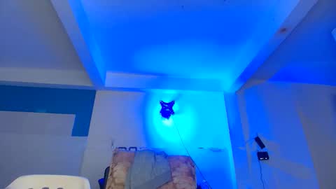 edwin online show from 04.17.26