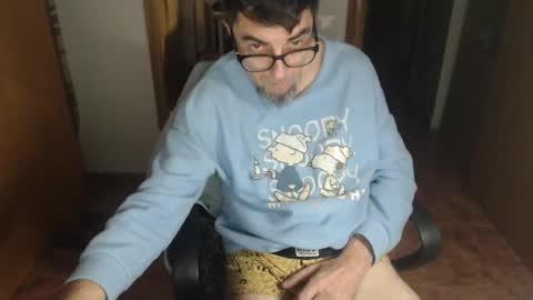 lobosolitario73 online show from 11.19.25