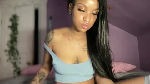 Snapshot of locsoffun chatting on 12.17.24 Dashaa online show from 12.17.24