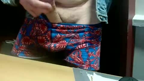 Snapshot of lodewijks chatting on 10.26.25 lodewijks online show from 10.26.25