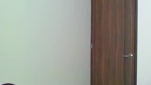 logaan_grey online show from 12.30.24