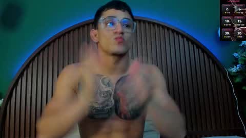 Snapshot of logan_griffin chatting on 10.29.25 logan_griffin online show from 10.29.25