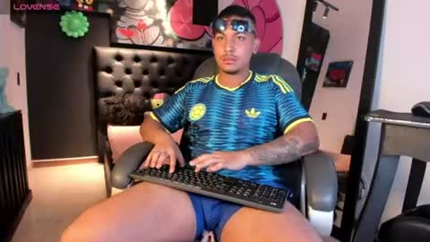 Snapshot of logan_price chatting on 06.18.26 LOGAN online show from 06.18.26