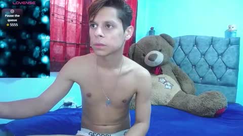 Snapshot of loganevans8 chatting on 02.12.26 Logan online show from 02.12.26