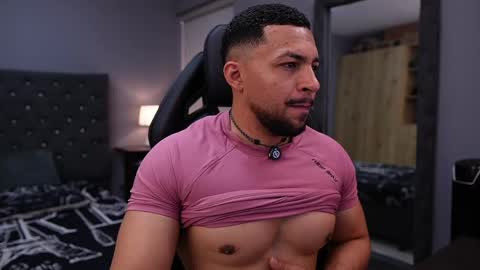 loganmartinx online show from 05.17.26