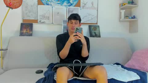 loganoficialx online show from 04.15.26