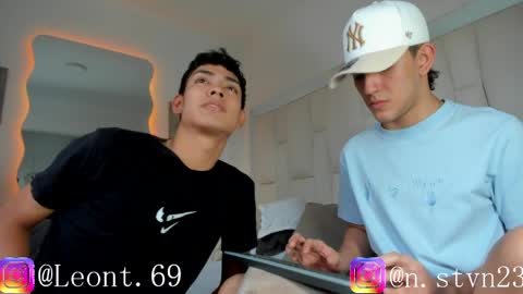 logantwink18 online show from 04.04.26