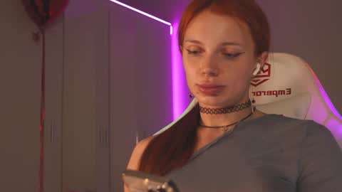 LoisVacation time  online show from 10.21.25