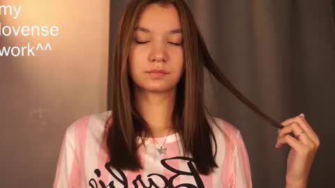 Elza online show from 10.26.25