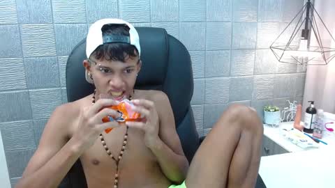 LOUIS online show from 12.30.24