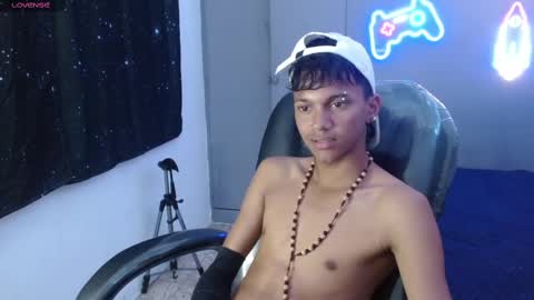 LOUIS online show from 02.11.25