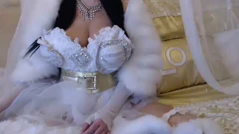 Lilu online show from 12.29.24