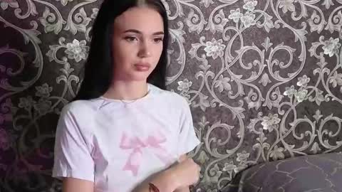 lola_agness online show from 09.08.25