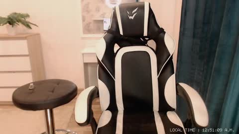 Snapshot of lola_anderson chatting on 02.03.25 Lola online show from 02.03.25